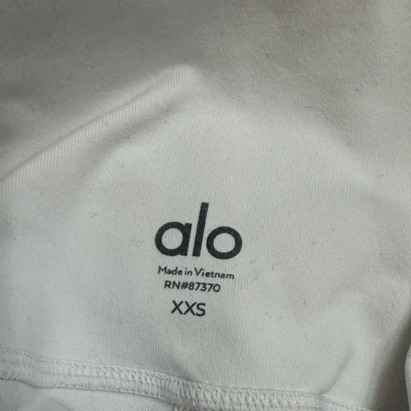 ALO Yoga White Leggings - Picture 2 of 4